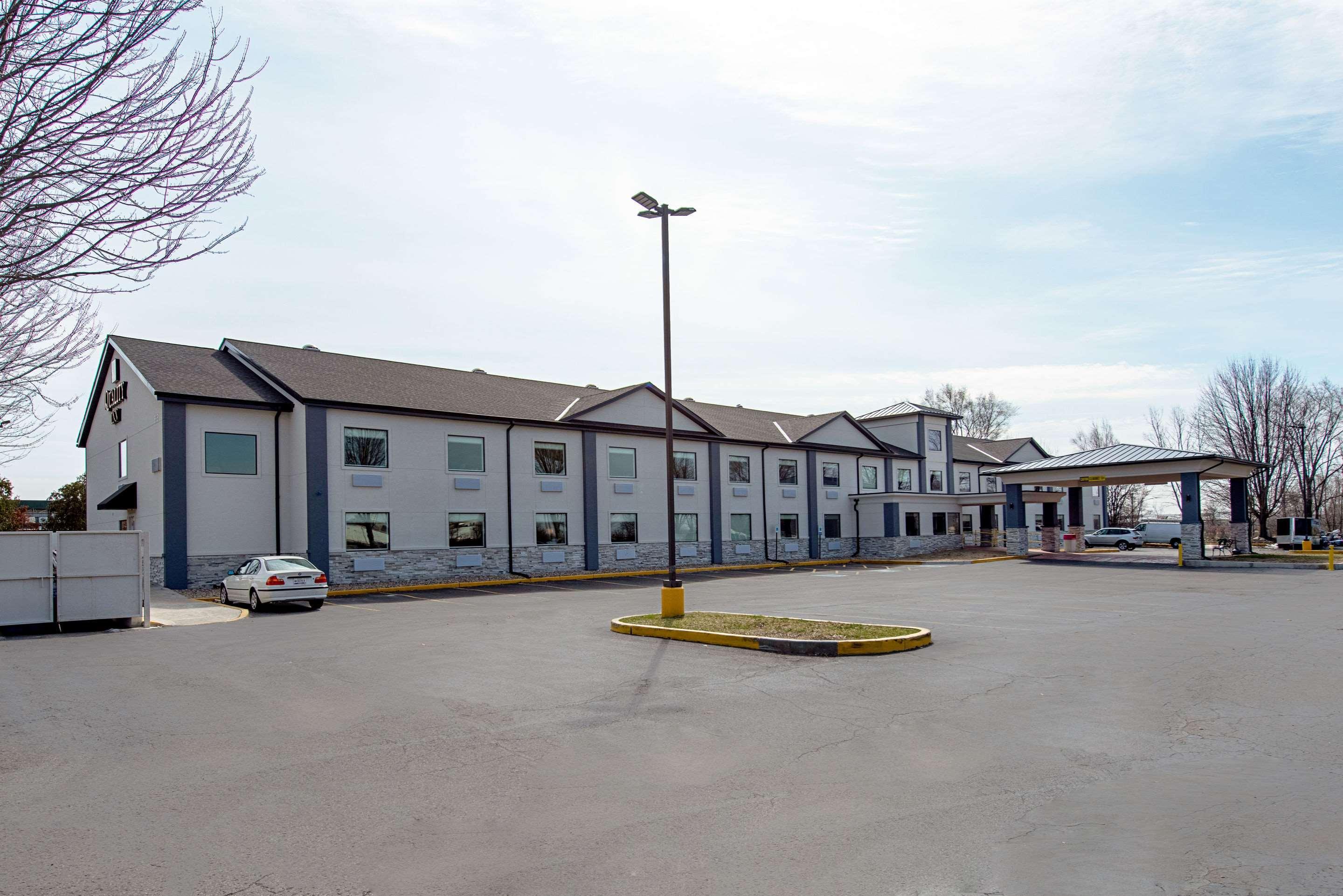 Quality Inn Mishawaka Near Notre Dame Eksteriør billede